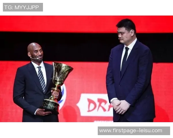 姚明亲临现场观看火箭对决公牛赛季精彩瞬间回顾