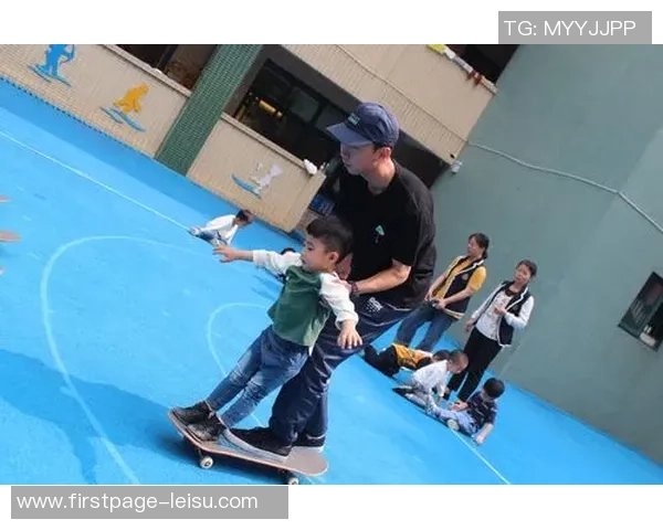 成都滑板队灵活性创新高引领全国滑板运动新潮流